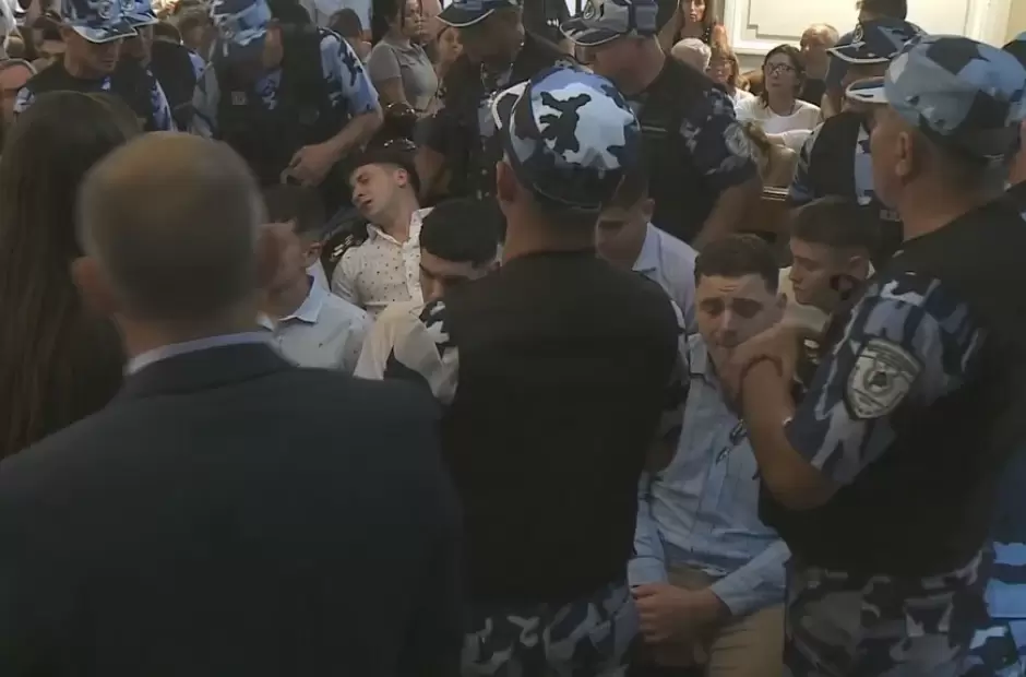 Thomsen se desmay al escuchar su condena. (Foto: TN)