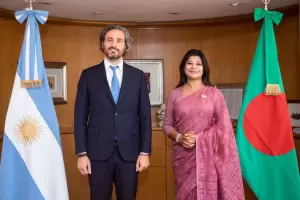 Santiago Cafiero viaja a Bangladesh para inaugurar la nueva embajada argentina