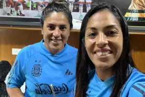 Dos jugadoras de la Selecci�n femenina mostraron c�mo es el cuarto de Messi en el predio de la AFA