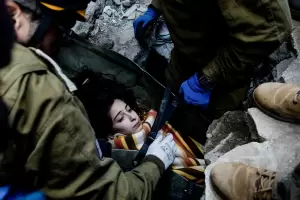 La cifra de muertos tras el terremoto que golpe Turqua y Siria ascendi a 21.000