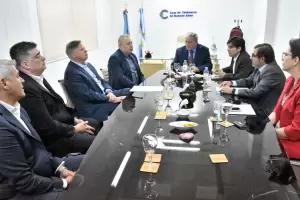 Dusso se reuni con la empresa que ser accionista principal del proyecto MARA