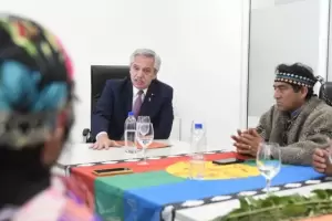 El Gobierno ofreci a mapuches construir casas, ceder tierras fiscales y preservar un altar sagrado en Villa Mascardi