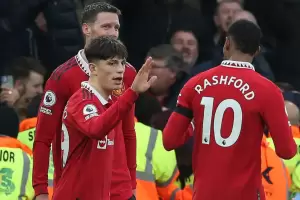 Video: Garnacho liquid el partido para el Manchester United ante el Leeds