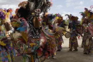Presentan el documental Comparsas de Mutqun de Mariel Bomczuk