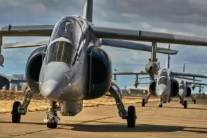 Desplegaron aviones Pampa III en una base militar argentina cercana a Malvinas