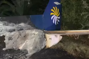 Una avioneta se estrell y los tripulantes estn vivos de milagro