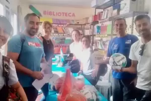 La Escuela N85 de Beln y la Escuela N86 de Fiambal recibieron materiales deportivos