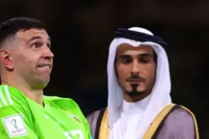 Manchester United, en venta: quin es el jeque qatar discreto que est detrs de la oferta de compra del club ingls y se sorprendi con una actitud 