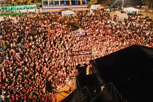 Carnaval a pleno y festivales multitudinarios: el Pimiento y el Cabrito, con lleno total