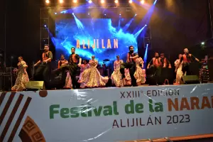 Miles de personas celebraron el Festival de la Naranja en Alijiln