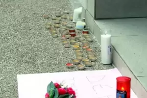 La familia de las gemelas que cayeron de un edificio en Barcelona revelaron que las criticaban "por argentinas"