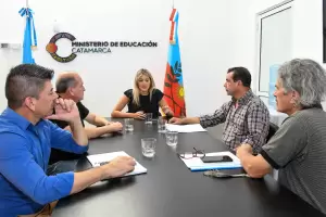 Obras en escuelas de Capayn: Centurin recibi al intendente Hoffmann