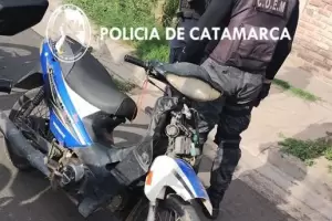Encuentran una moto abandonada en el norte de la Capital