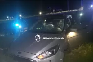 Persecucin y drogas: aprehenden a dos jvenes en el norte de la Capital
