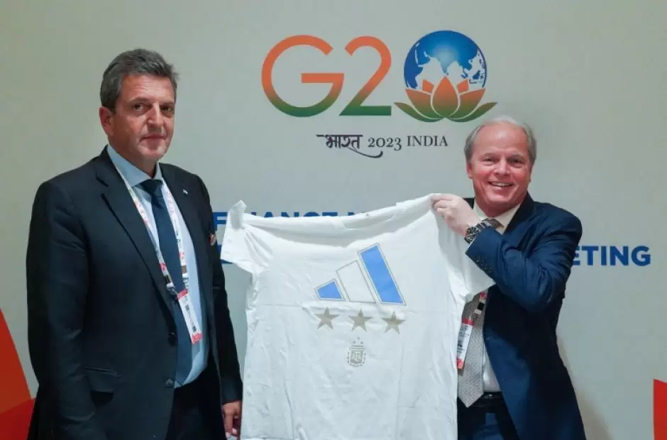 Massa y el presidente del Banco Mundial Axel van Trotsenburg