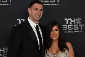 La respuesta de "Dibu" Martnez con los que critican su premio The Best: "Entran por un odo y salen por el otro"