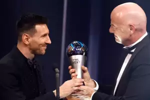 Messi le respondi a Benzema luego del posteo donde cuestion los premios The Best