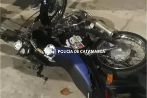 Tres personas heridas tras un choque de motos