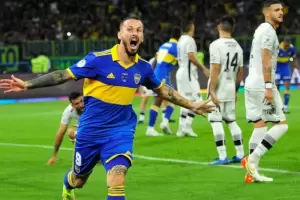 Con un triplete de Benedetto, Boca derrot a Patronato y gan la Supercopa Argentina