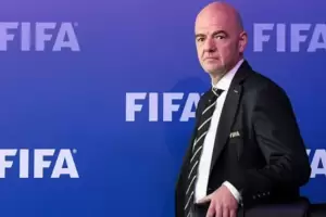 La FIFA cambiar una reglamentacin tras la polmica que gener el tercer gol de Messi a Francia en la final del mudo