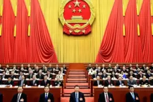 China aumenta su gasto militar a u$s225.000 millones para este ao y tuvo el crecimiento econmico ms bajo de las ltimas dcadas