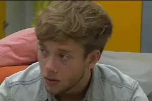 Nacho se larg a llorar y fue consolado por Marcos, tras la eliminacin de La Tora