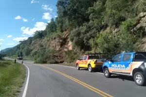 Derrumbe en la Ruta Provincial N4: Piden tener precaucin