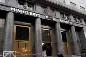 Deuda: test clave de Economa busca despejar los vencimientos hasta mitad de ao