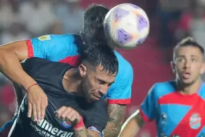 Argentinos encontr un penal sobre la hora y rescat un empate ante Arsenal