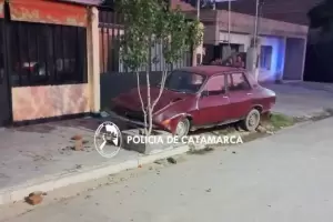 En Santa Mara, choc con su auto contra un cantero