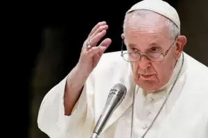 Francisco agradeci la carta que le lleg de Argentina por los 10 aos de papado