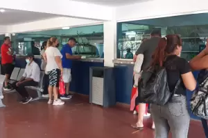 Aprosca inici medidas de fuerza en el "San Juan": suspendieron las cirugas y anunciaron manifestaciones