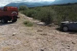 Docente muri al volcar el auto que conduca en la Ruta Provincial N46