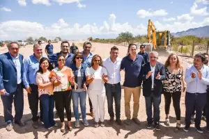 Inician la ampliacin de la red de fibra ptica en el trayecto Salado-Fiambal