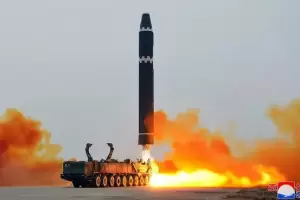 Tensin mundial: Corea del Norte volvi a disparar otro misil contra fuerzas de EEUU