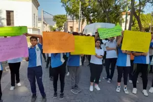 Siguen las protestas: cuatro establecimientos salieron a la calle y avisan que quieren soluciones concretas