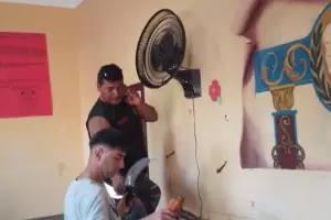 En medio del conflicto, ahora Educacin enva ventiladores a escuelas de Capital y Santa Rosa