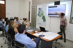 El Ministerio de Agua, Energa y Medio Ambiente se reuni con CAMYEN e YPF Litio para analizar nuevas exploraciones