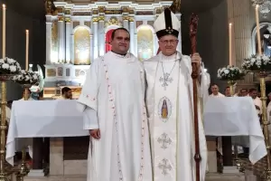 Un suboficial de la Polic�a de Catamarca se orden� di�cono