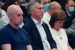 Referentes de Juntos por el Cambio brindan apoyo a Macri, tras anunciar que no ser candidato