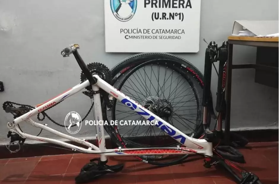 Bici desarmada y recuperada
