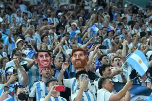 Locura en Santiago por la Seleccin: arribarn ms de 30 mil hinchas