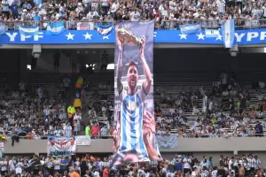 Ah, bueno: Decretan asueto administrativo y escolar por la Selecci�n en Santiago del Estero