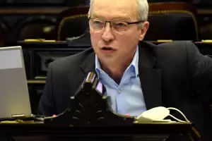 Manzi apunt que las responsabilidades de la mala praxis "est por encima" del fiscal Palacios