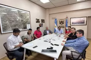 YMAD y AOMA acordaron un incremento del 36% para los empleados de Faralln Negro