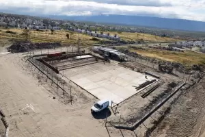 Avanza la construccin de dos cisternas para la provisin de agua en Capital