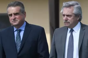 El Gobierno cruz a la mesa de enlace por sus crticas al dlar agro