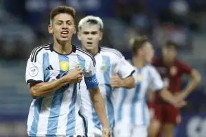 Argentina gole a Venezuela en el debut del Sudamericano Sub 17 con Echeverri como estrella