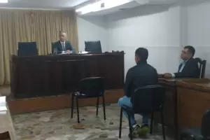 Tres aos en suspenso para un joven ladrn confeso