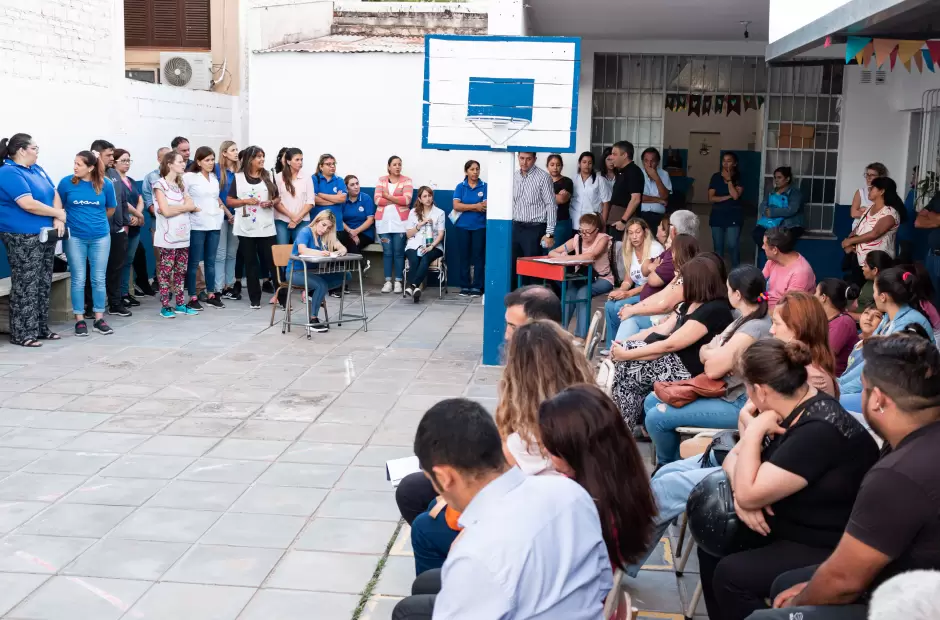 Reunin con el personal y padres de APANE